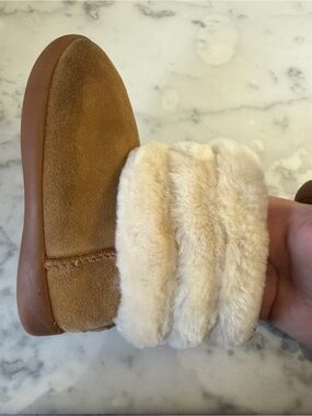 UGG Kids Fluff Mini Quilted  in Chestnut Suede with Cream Fur Cuff